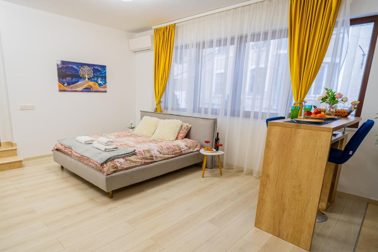Queen Elizabeth - Ultracentral - Free Parking & Ac Apartament *